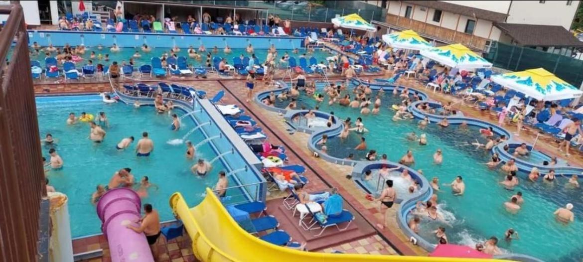 Călimăneşti Sun Garden Glamping Domes酒店 外观 照片