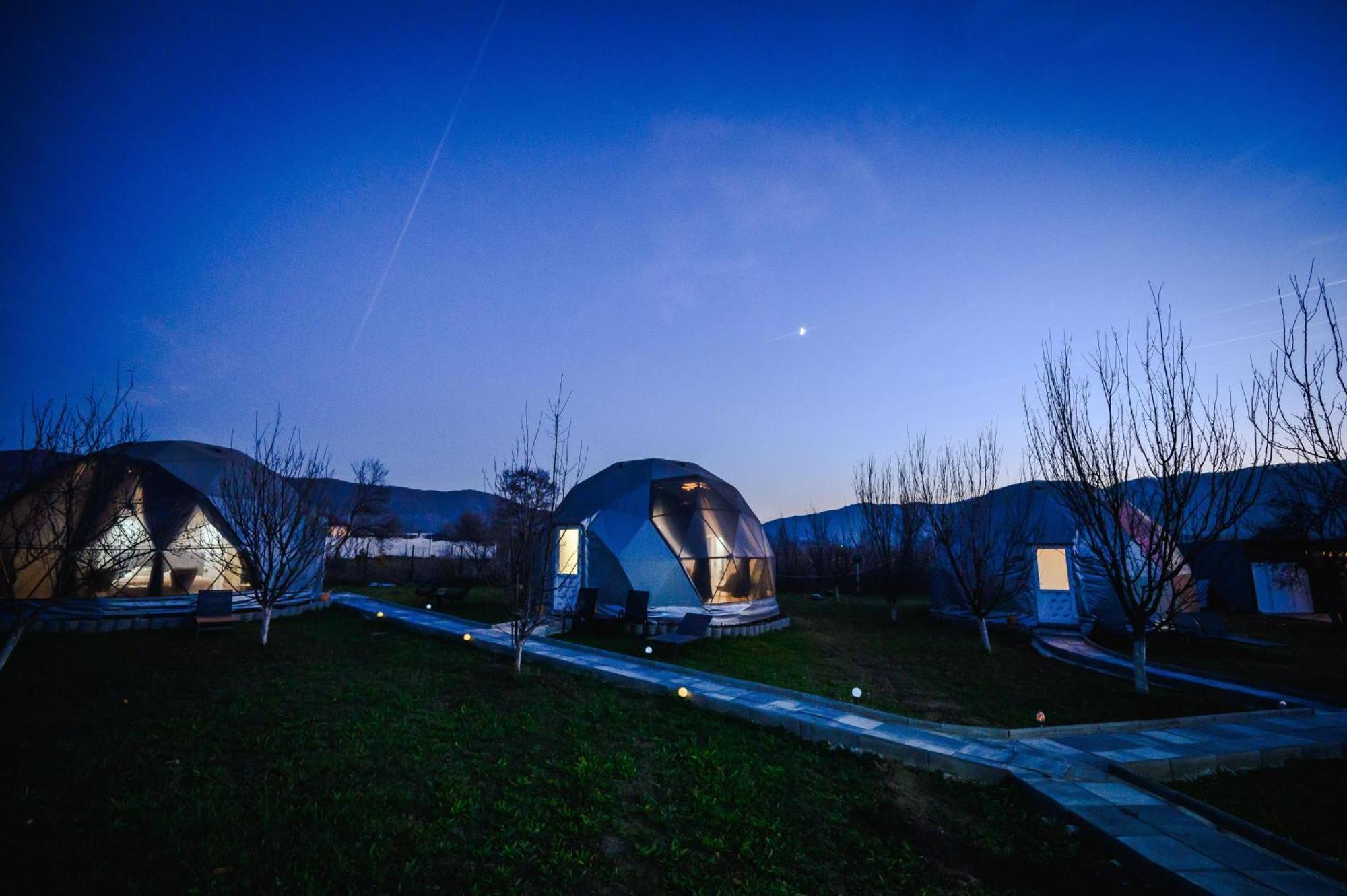 Călimăneşti Sun Garden Glamping Domes酒店 外观 照片